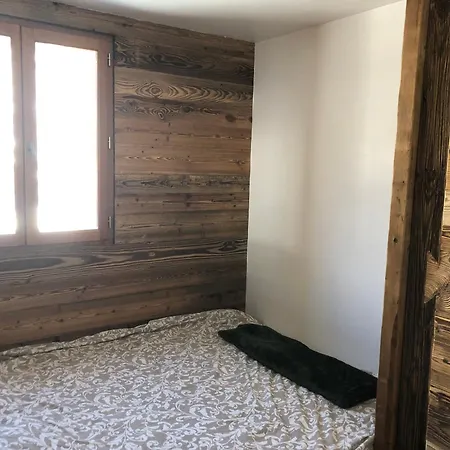 Apartment T1 *